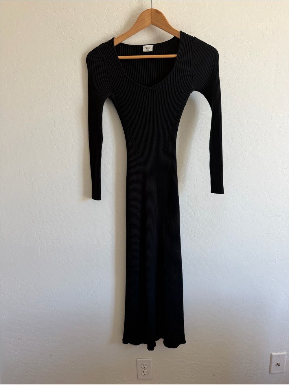 Abercrombie & Fitch Ribbed Sweetheart Long Sleeve Knit Midi Dress Small Petite